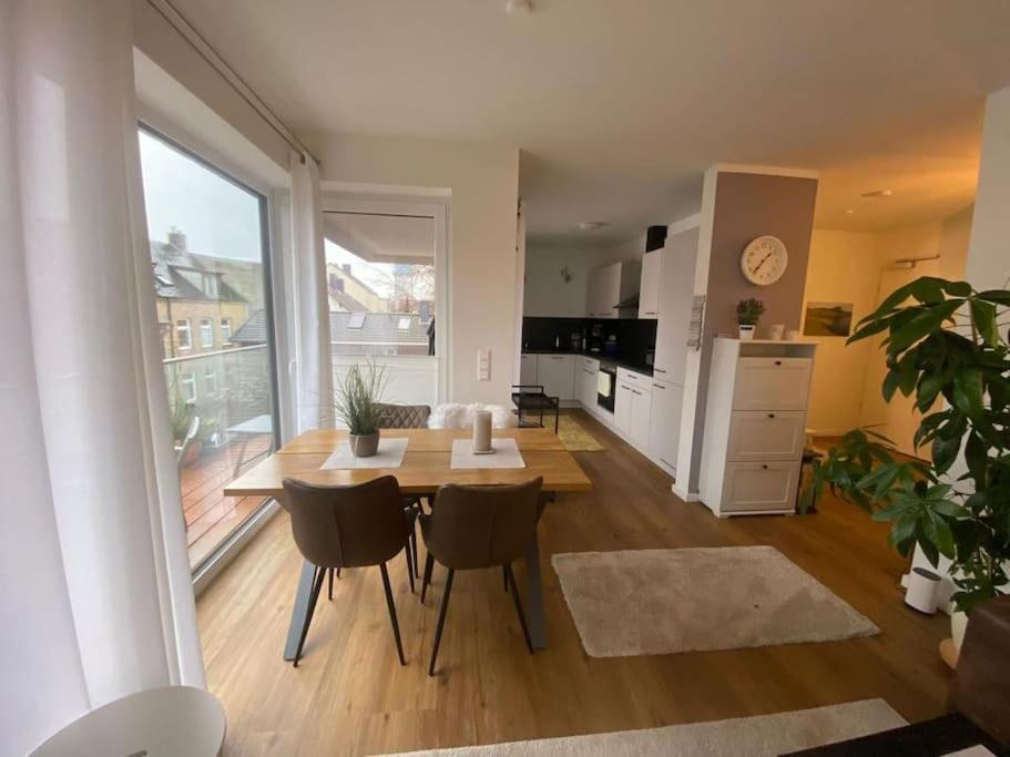 Moderne Penthouse Wohnung Schleswig Luaran gambar